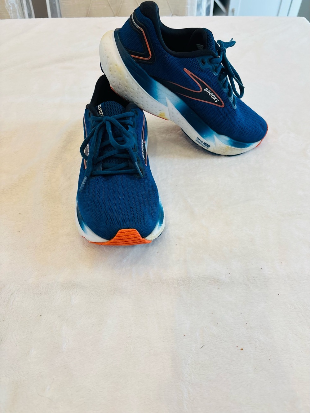 Brooks Glycerin 21 Women’s Shoes - Navy with Orange Trim size 8 - Picture 5 of 12